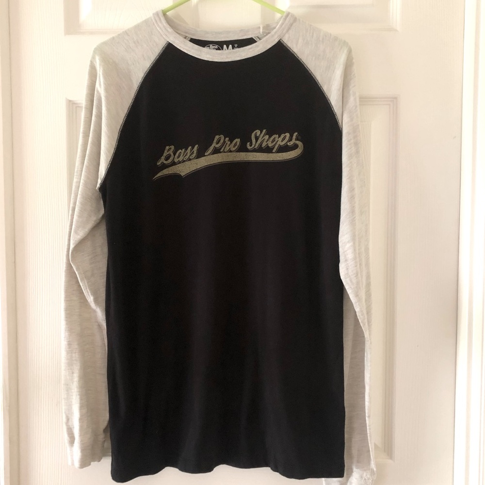 Bass Pro Shops Black/White Longsleeve Shirt